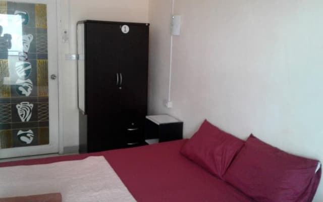Jomtien Beach Guesthouse - photo 5