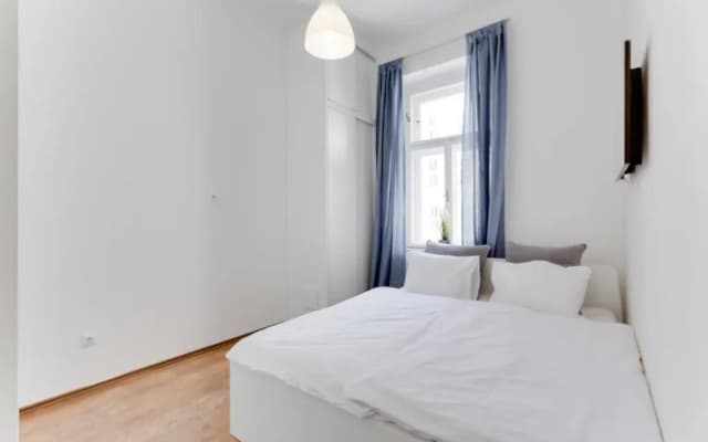 Benatska Apartment - photo 5