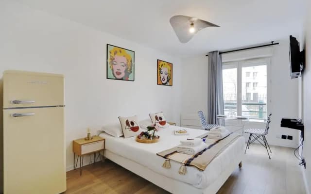Buttes Chaumont - Sunny 2P apartment - photo 5