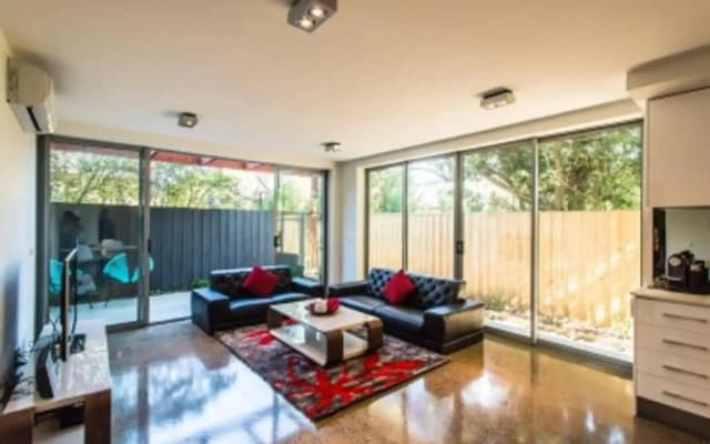 Orange Serviced Apartment - photo 4