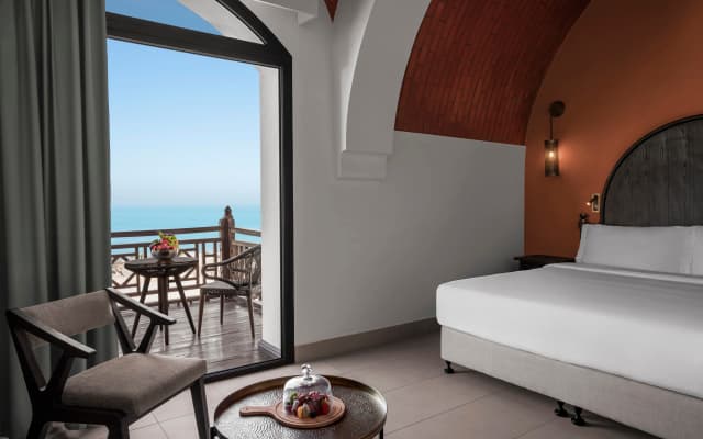 The Cove Rotana Resort - photo 4
