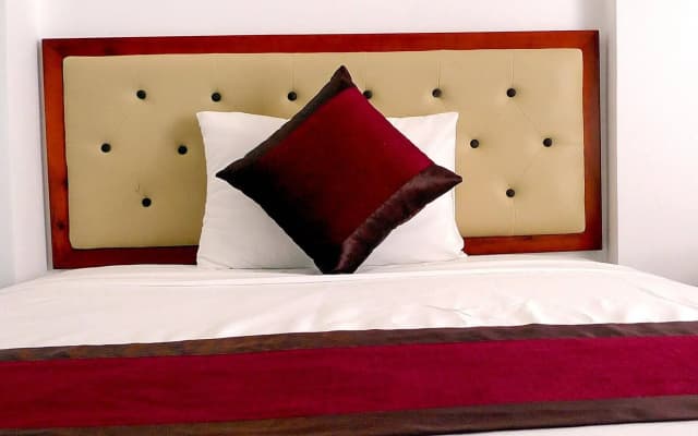 Merlion Hotel - photo 2