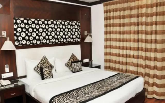 Hotel Corporate Point - photo 2
