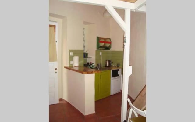 Traditional Studio Apt Central Athens - photo 2