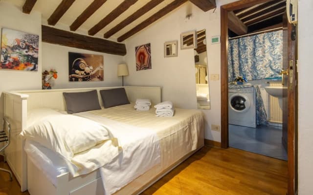 Santa Trinita Suite A - photo 3