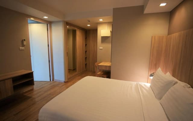 Baan Tanwa - MRT Ratchadapisek - photo 4
