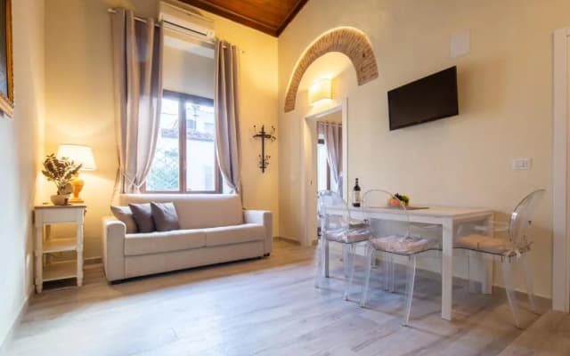 Giotto Apartments - photo 2