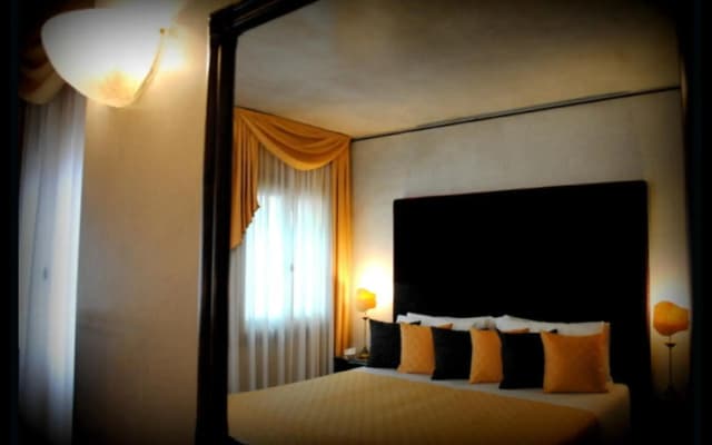 Palazzo del Giglio - photo 5