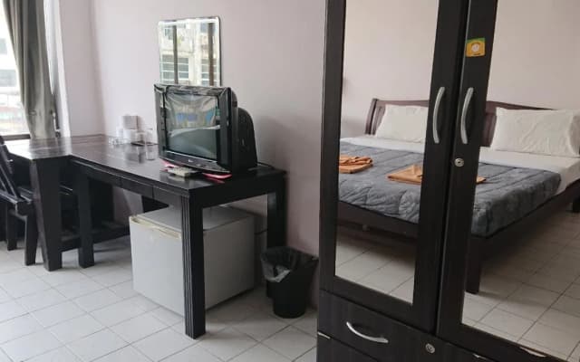 Happy Guesthouse - photo 5