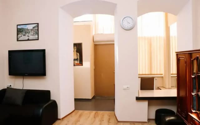 Apartment Alpha Leonidze with Fireplace - photo 4