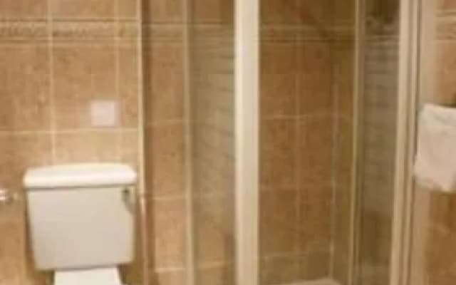 NB's Guesthouse - photo 2