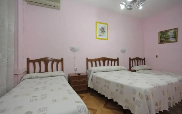 Hostal Fuentesol - photo 5