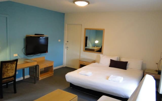 Brighton Serviced Apartments - photo 2