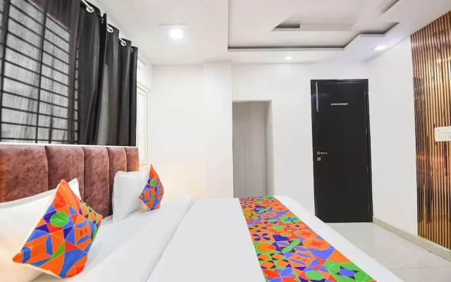FabHotel Celebration Home New Delhi - photo 3