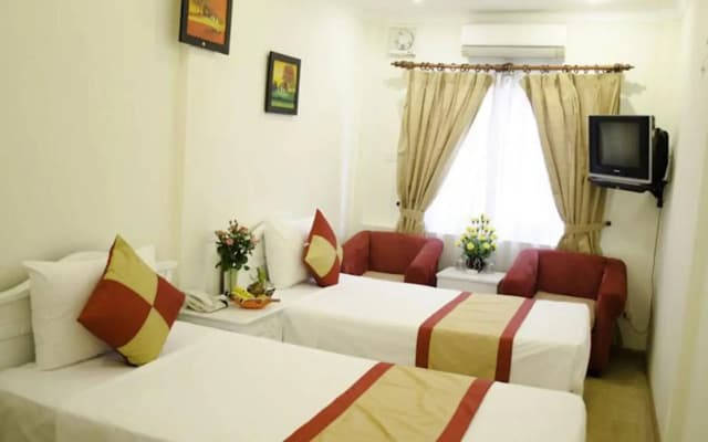 Blue Moon Hotel - photo 4