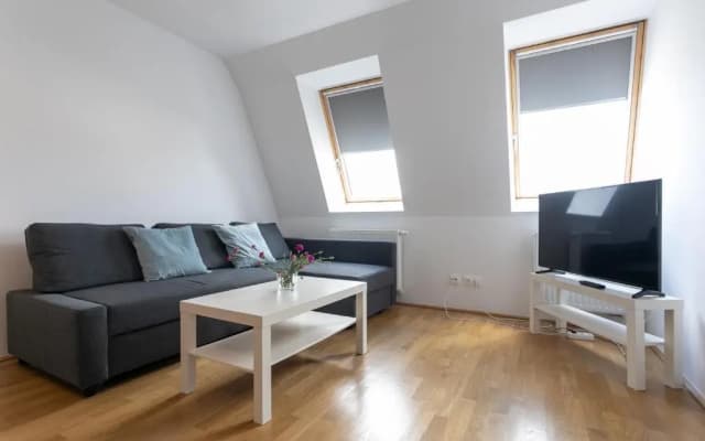 Between Schoenbrunn and City Center Apt 35 - photo 2