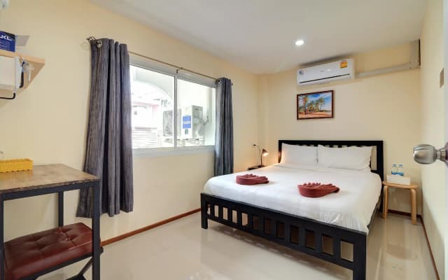 Red Pin Inn - photo 2