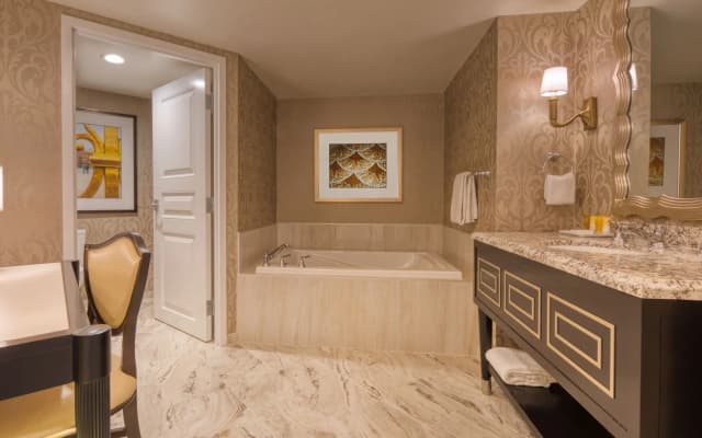 Paris Las Vegas Resort & Casino - photo 5