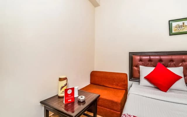Hotel City Castle Karol Bagh - photo 3