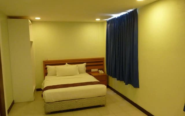 Transit Hotel - photo 3