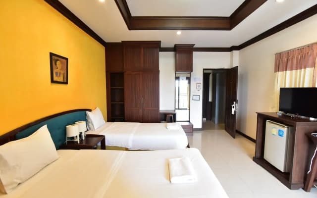 Narawan Hotel - photo 3