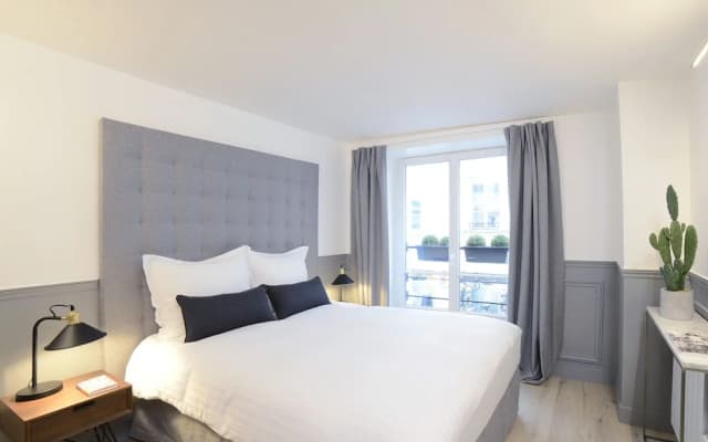 Luxury 4BDR Le Louvre I by Livinparis - photo 3