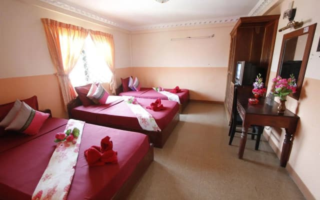 Adan World Hostel - photo 5