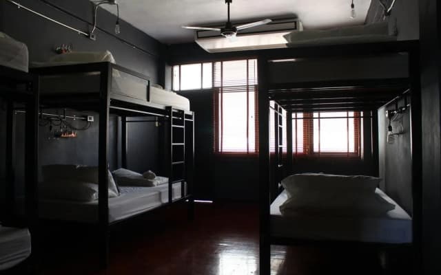 Human Sleep Hostel - photo 5