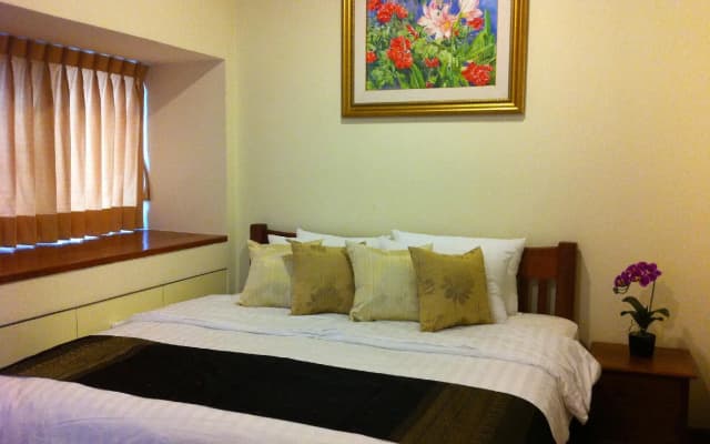 Smile Society Boutique Hostel - photo 3