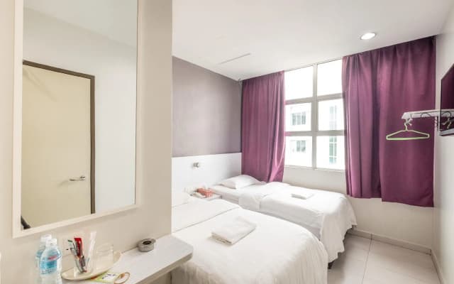 BG Business Hotel - photo 3