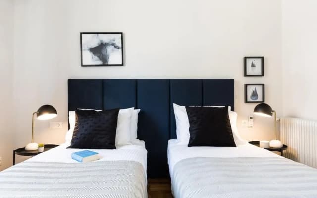 UPSTREET Elegant Luminous 3BD Apt-Kolonaki - photo 5