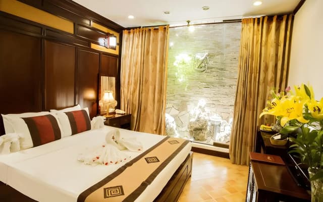 Galliot Central Hotel - photo 3