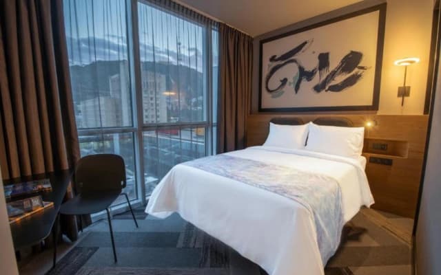 Radius Hotel Tbilisi - photo 4