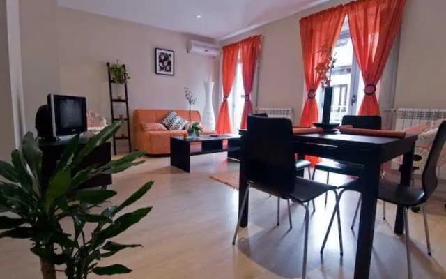 Fuencarral Apartments - photo 4