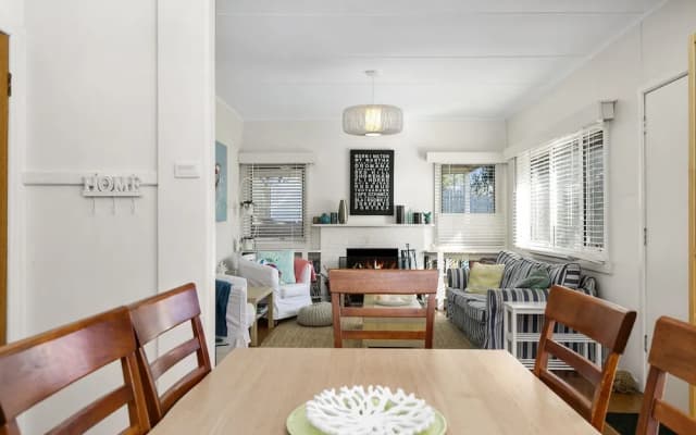 Bay Cottage - photo 2
