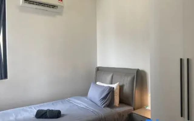Harmonious Haven - R&F Warm Serviced Apartments in JB - Sea View (24-hr C.Service/ Near SG Customs) - photo 4