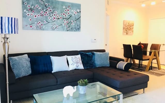 DTLA Apartment With Parking and Pool - photo 5
