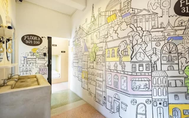 Sloth Hostel - photo 2