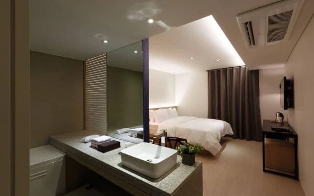 H Hotel Seocho - photo 2