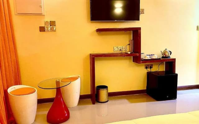 Sands Grand Hotel - photo 4