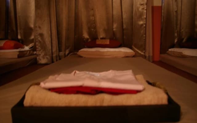 Moom Pon Khlai Hostel & Spa - photo 5