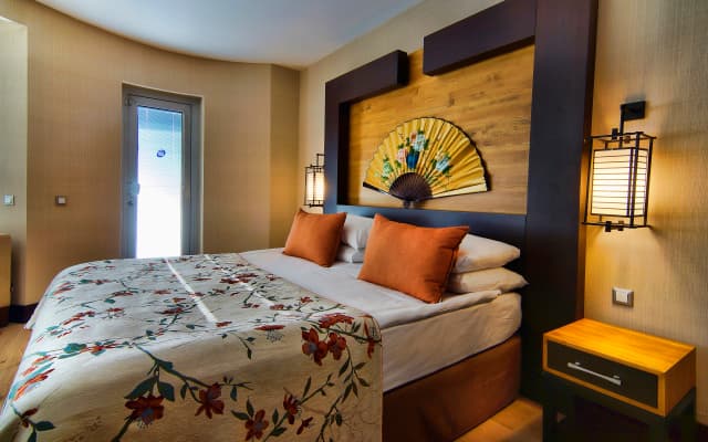 Limak Lara De Luxe Hotel and Resort - photo 5