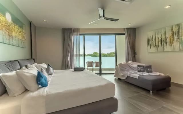 Lakeside 5br New Pool Villa - photo 5