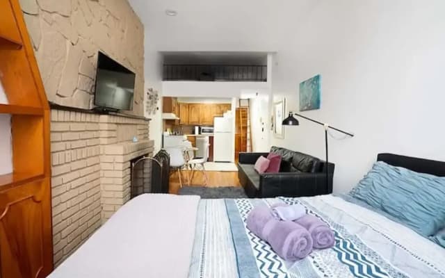 Charming Quiet Studio Right Off Central Park West - photo 4