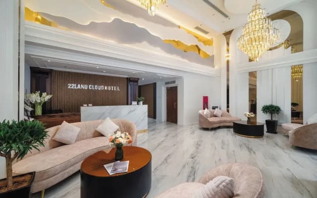 22Land Cloud Hotel - photo 2
