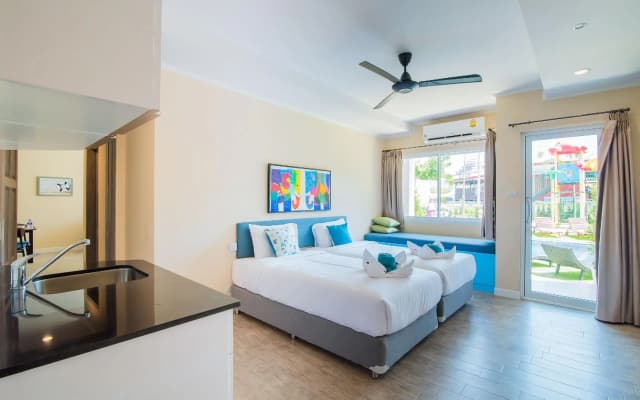 Surf & Sand Resort - photo 2
