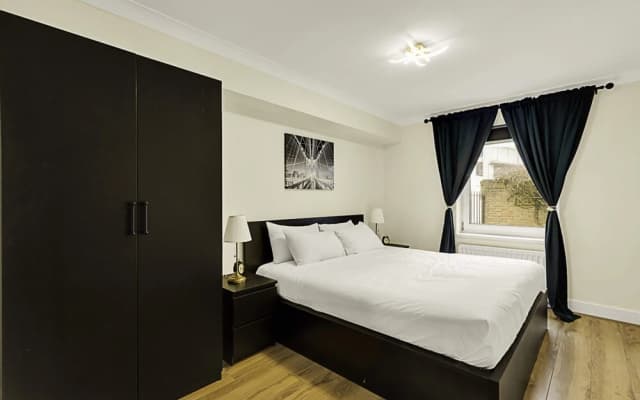 Charming Centrally Located Wimbledon Flat - photo 5