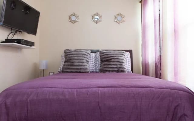 Studio, One And Two Bedroom Apartments - Bronx - photo 2