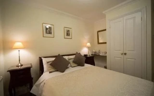 Ditton Lodge - photo 5