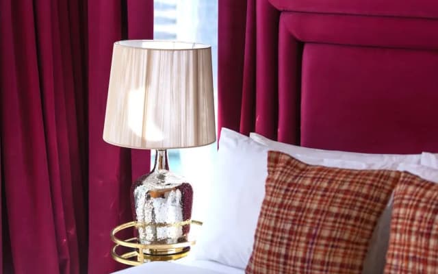Luxury Staycation - Continental Tower - photo 4
